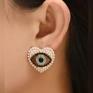 ✨NEW Elegant Heart-Shaped Pearl Earrings